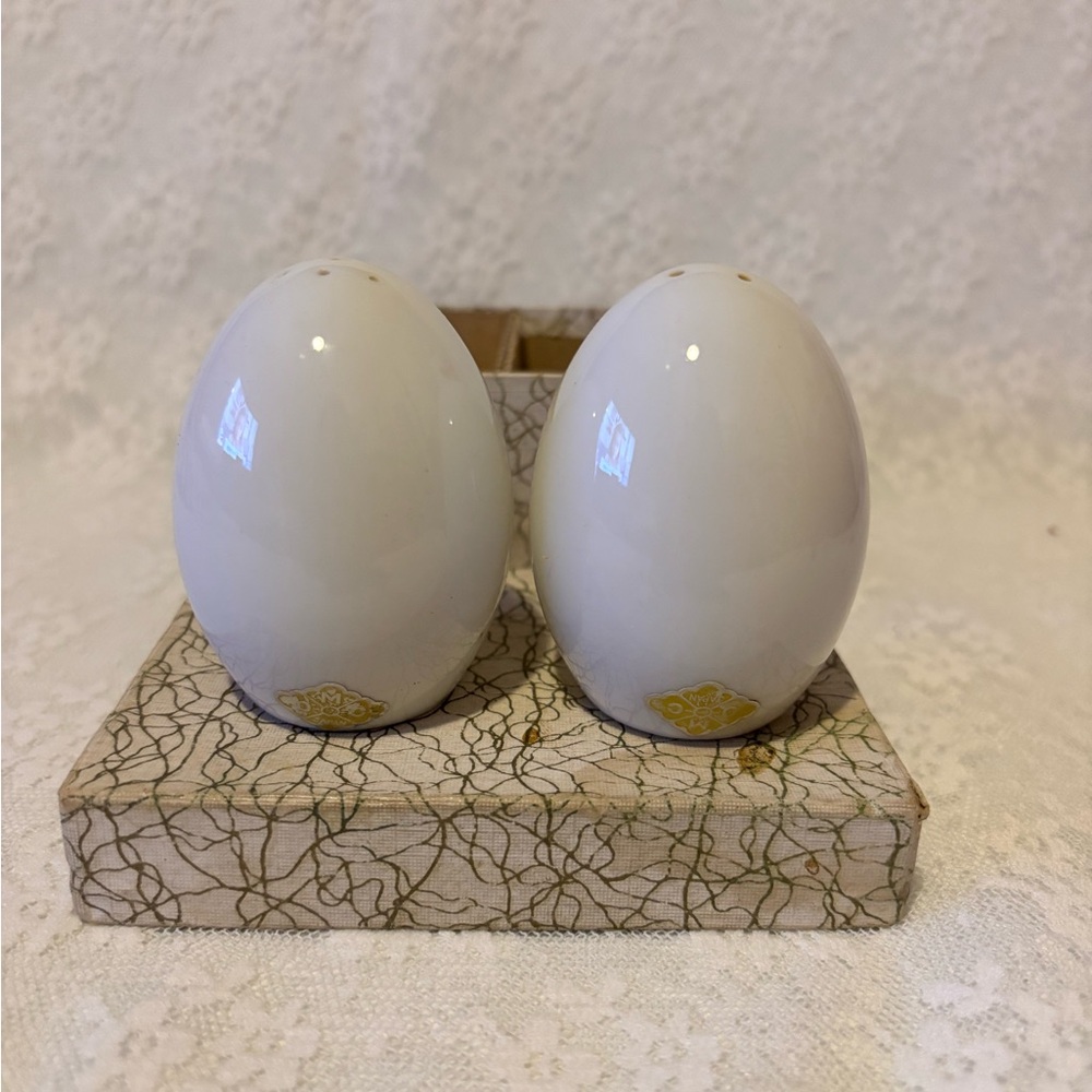 Elegant White Ceramic Egg Shakers. Made in Japan.